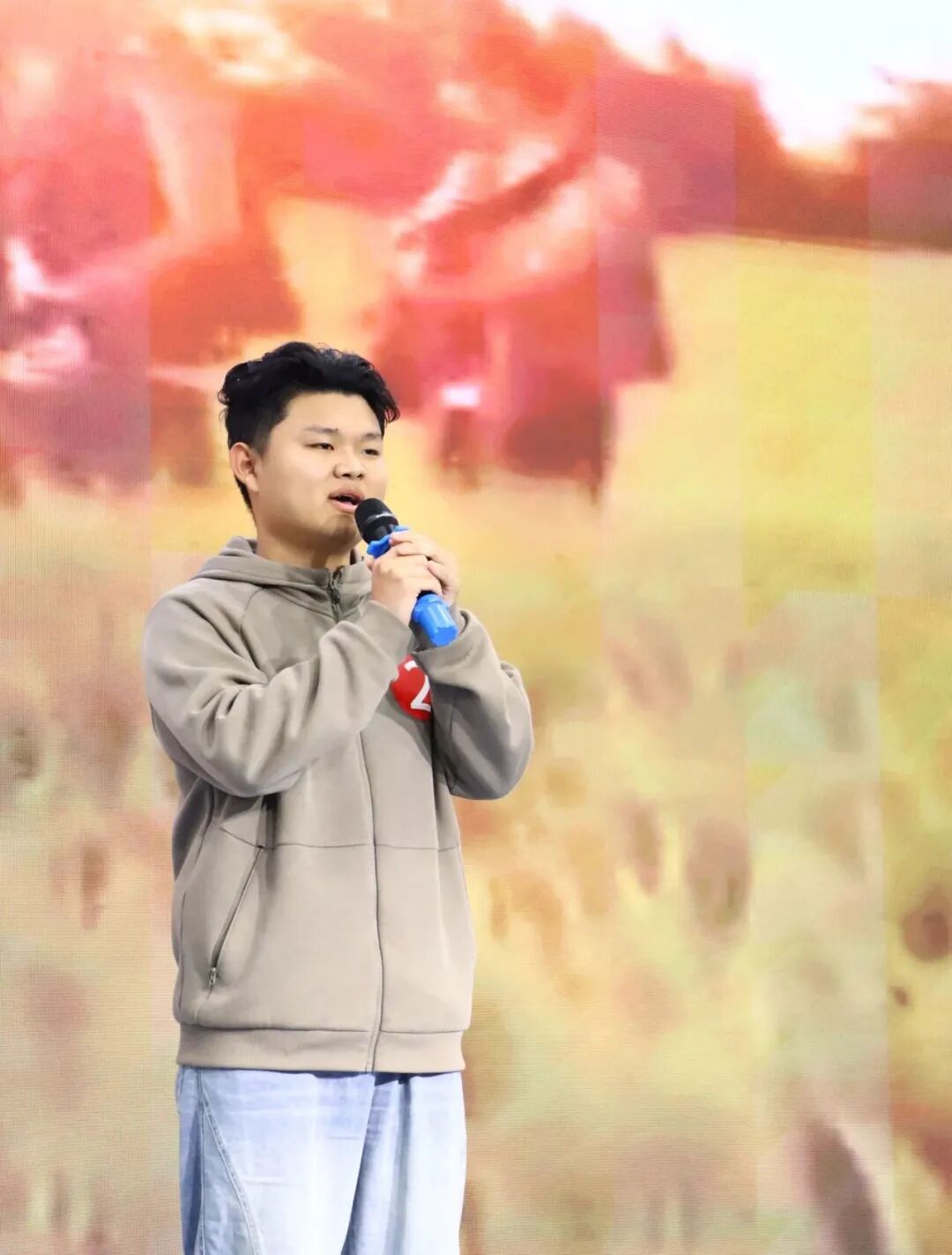 046dc2500ea8f187daee52767e292a6b.jpg 5.jpg