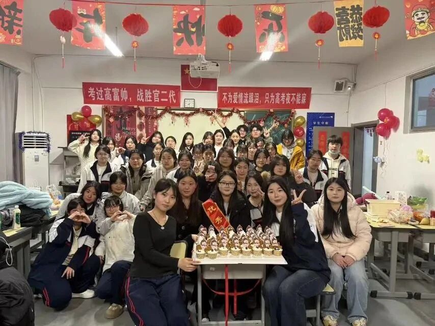 e59422bd85a4819f148d0d796e67b2b5.jpg 013.jpg